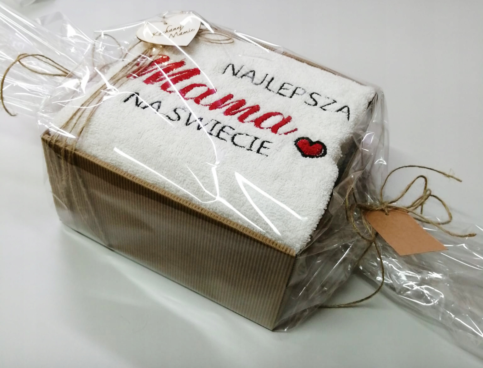 PREZENT DLA MAMY RĘCZNIKI 2 SZT W PUDEŁKU HAFT - obrazek 7