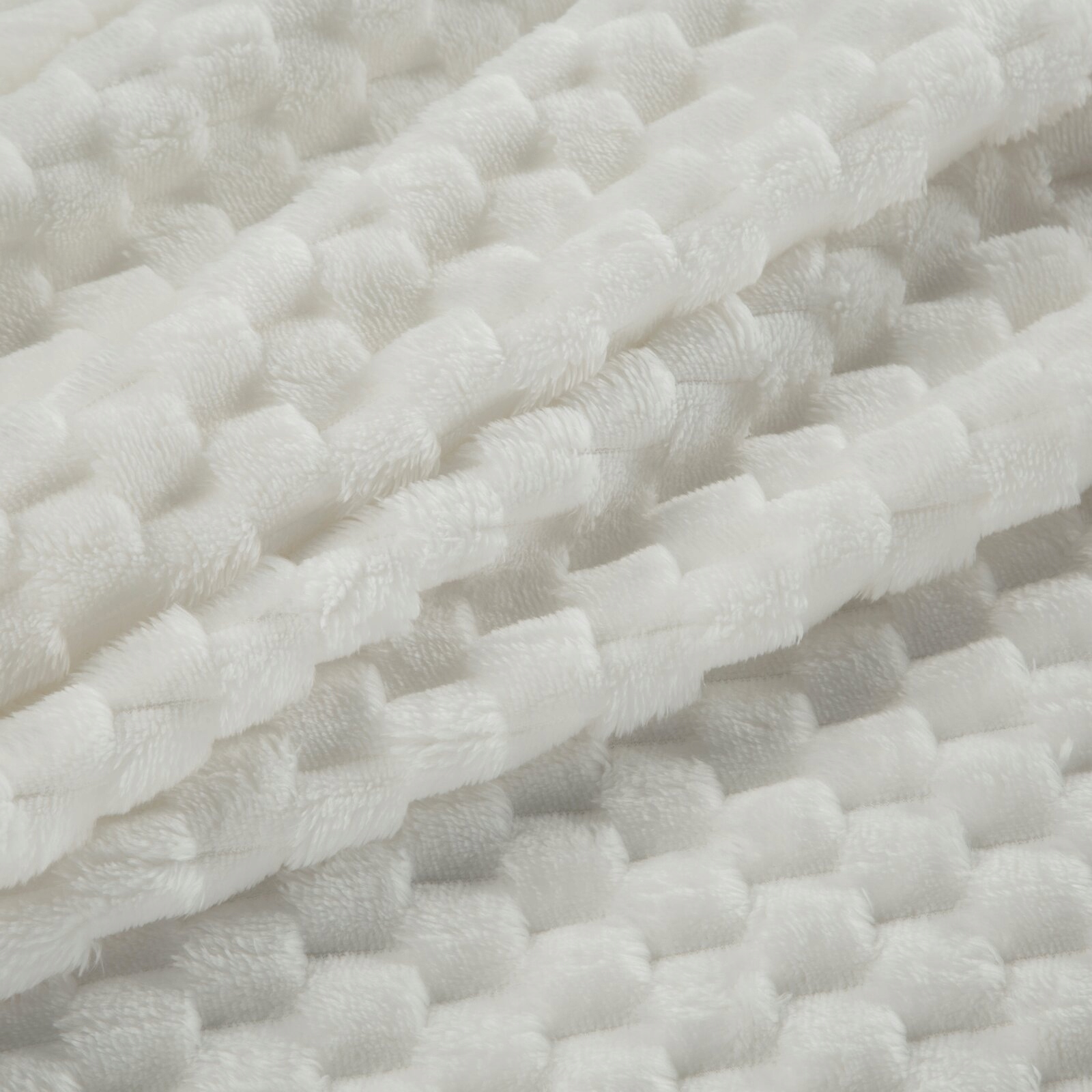 Koc narzuta 200 cm x 220 cm bardzo miękki w dotyku z efektem 3d biały - obrazek 10