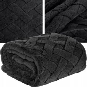 Koc narzuta 150x200 czarny gruby mięciutki puszysty