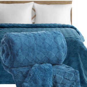 Koc narzuta 200x220 gruby mięciutki puszysty granatowy