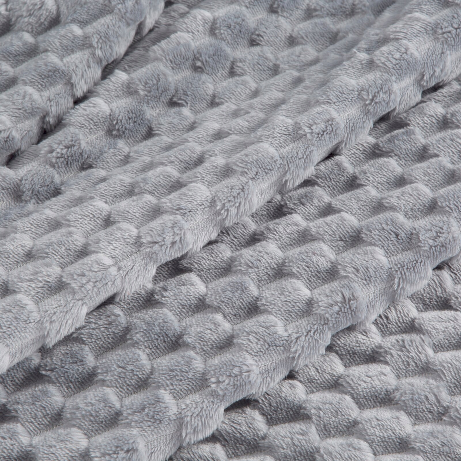 Koc narzuta 170 cm x 210 cm bardzo miękki w dotyku z efektem 3d beż - obrazek 16