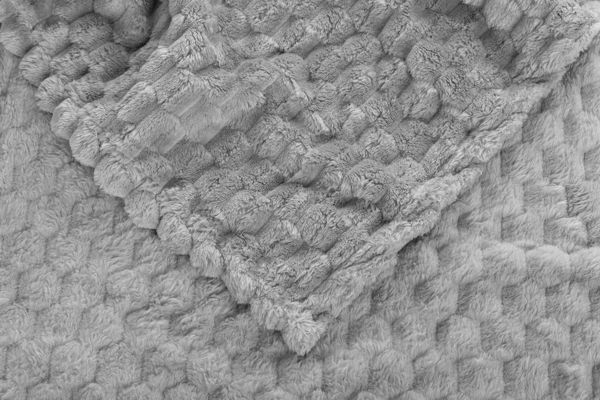 Koc narzuta 200 cm x 220 cm bardzo miękki w dotyku z efektem 3d - obrazek 11