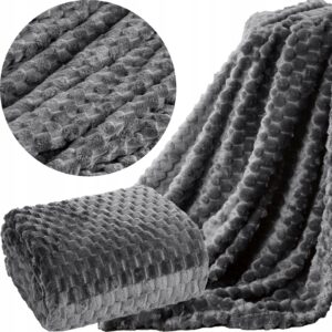 Koc narzuta 70 cm x 160 cm bardzo miękki w dotyku z efektem 3d