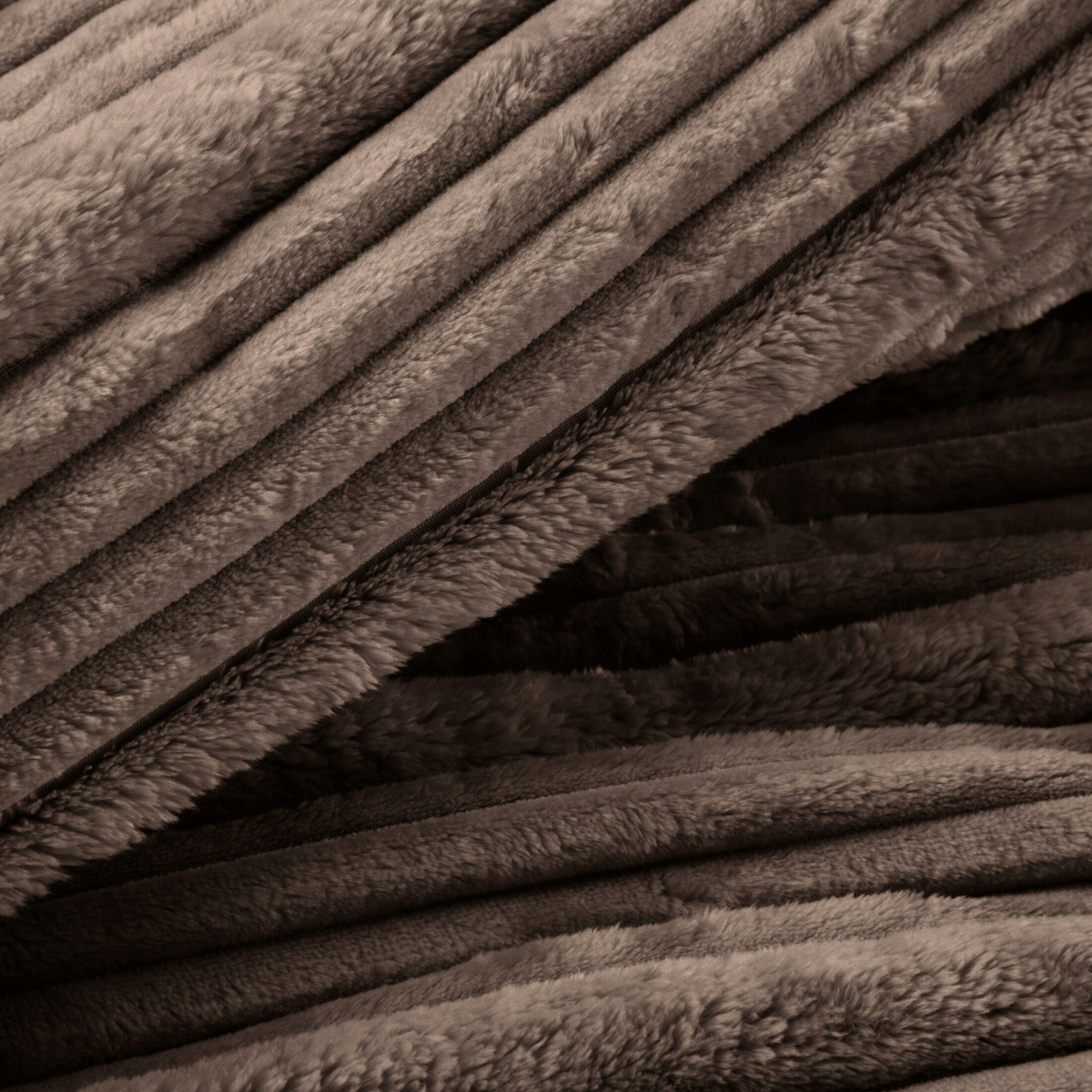 Koc narzuta mięciutki gruby 220 cm x 200 cm - obrazek 12