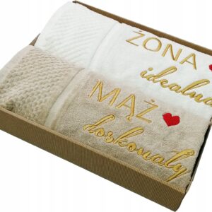 KOMPLET RĘCZNIKÓW PREZENT ŚLUB 2 SZT PUDEŁKO