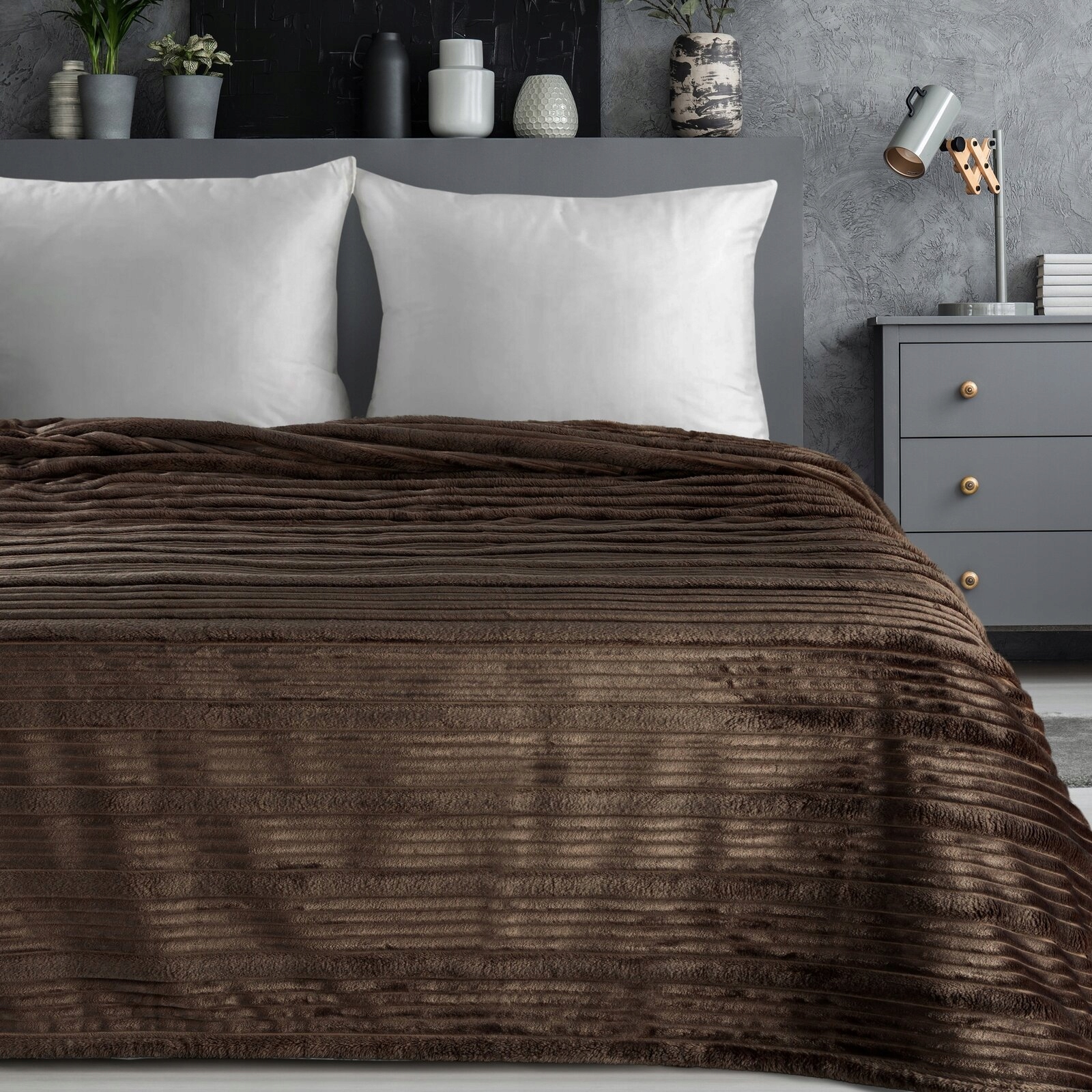 Narzuta koc gruby mięciutki 200 cm x 220 cm brązowy - obrazek 7