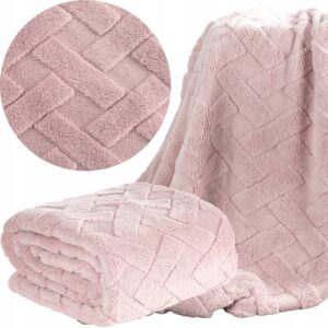 Koc narzuta 70x160 róż gruby mięciutki puszysty