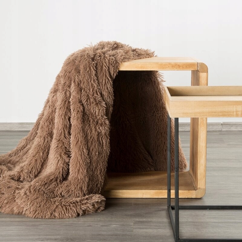 Koc włochacz futrzak pled narzuta na łóżko 170 cm x 210 ciemny beż - obrazek 12