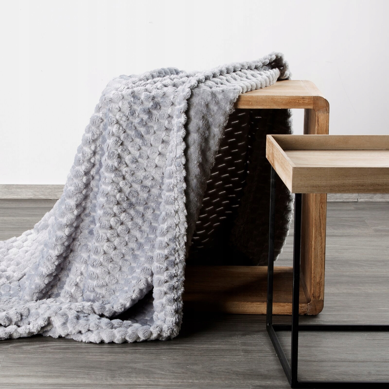 Koc narzuta 170 cm x 210 cm bardzo miękki w dotyku z efektem 3d beż - obrazek 15