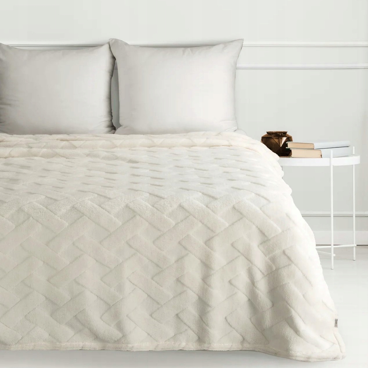 Koc narzuta 150x200 Caro krem gruby puszysty - obrazek 12