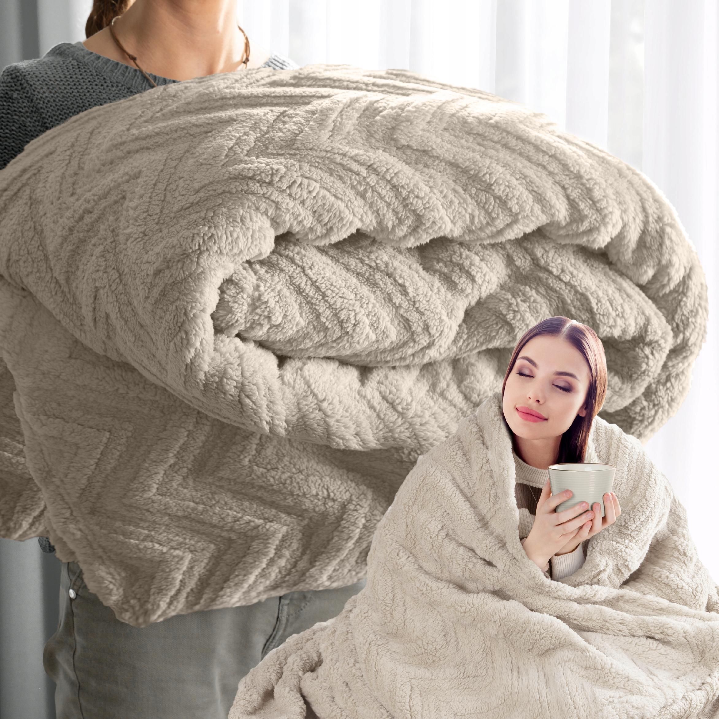 Koc narzuta 150x200 gruby mięciutki puszysty jodełka beżowy - obrazek 8