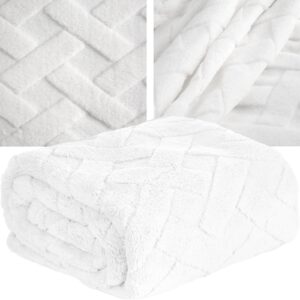 Koc narzuta 150x200 biały gruby mięciutki puszysty