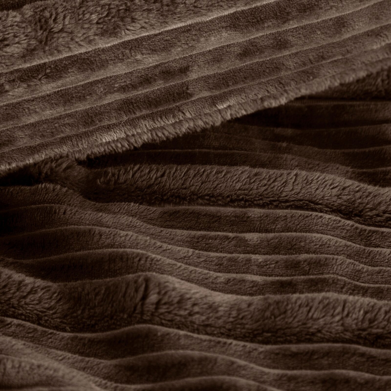 Narzuta koc gruby mięciutki 200 cm x 220 cm brązowy - obrazek 10
