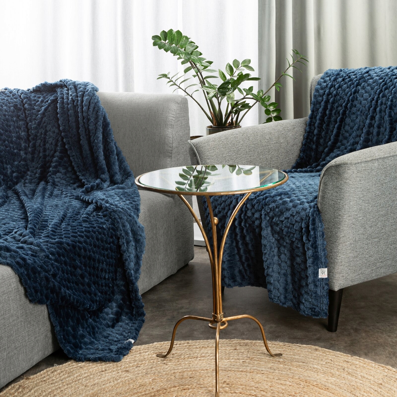 Koc narzuta 70 cm x 160 cm bardzo miękki w dotyku z efektem 3d - obrazek 11