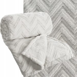 Koc narzuta 150x200 gruby mięciutki puszysty jodełka srebrny