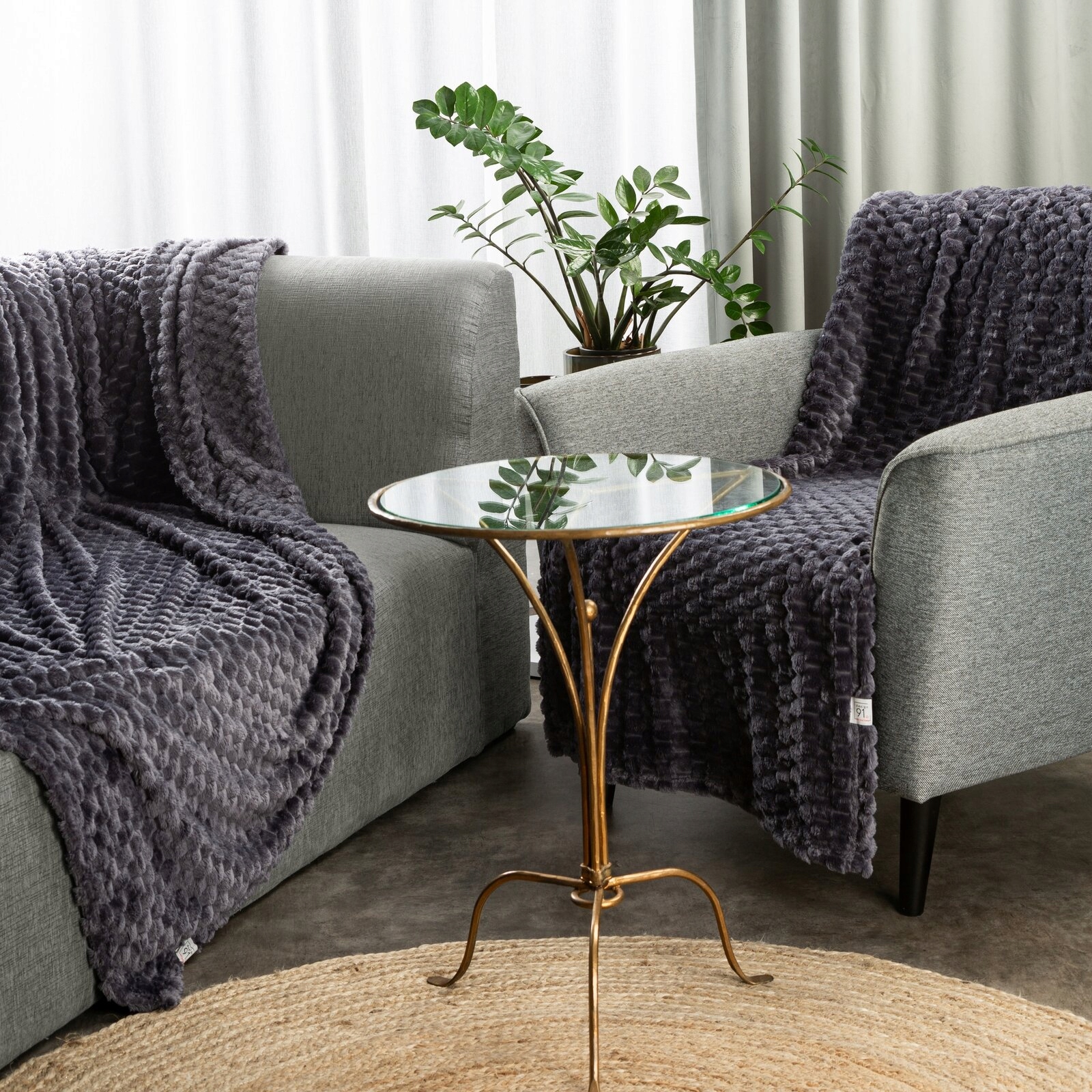 Koc narzuta 170 cm x 210 cm bardzo miękki w dotyku z efektem 3d stalowy - obrazek 2