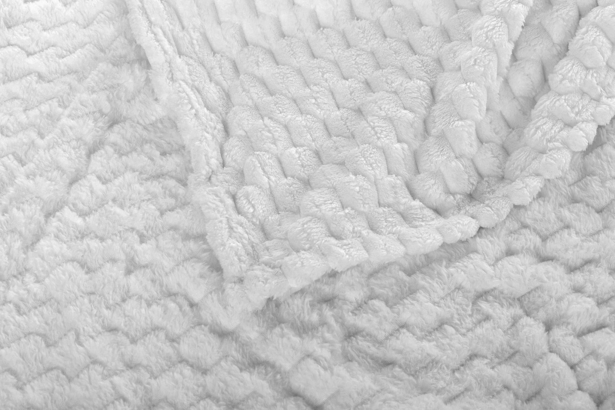 Koc narzuta 200 cm x 220 cm bardzo miękki w dotyku z efektem 3d - obrazek 10