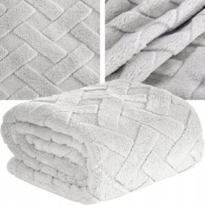 Koc narzuta 150x200 srebrny gruby mięciutki puszysty