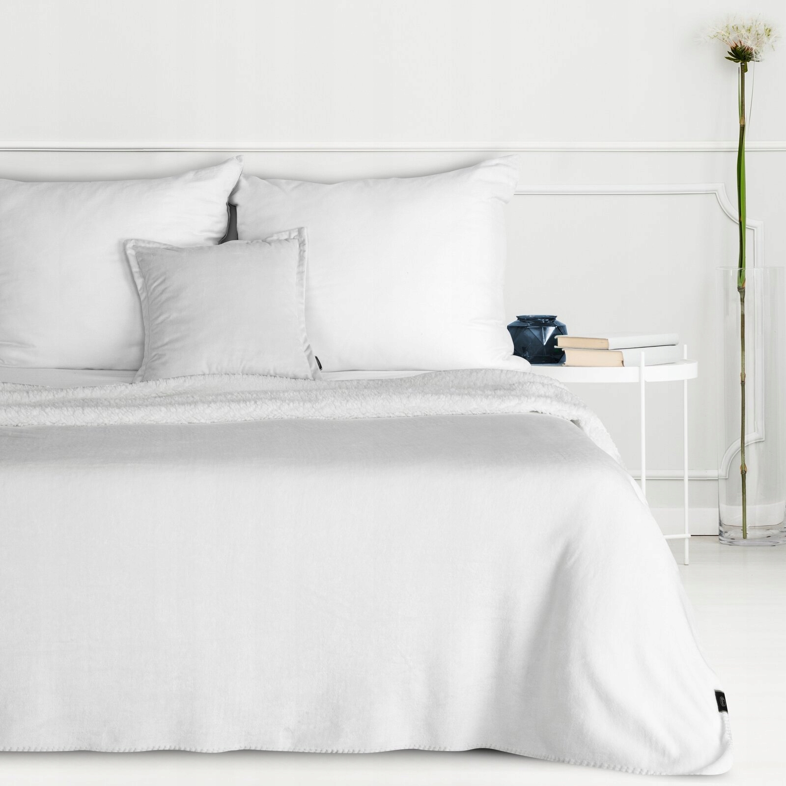 Koc narzuta dwustronny PREMIUM 70 x 160 cm biały - obrazek 7