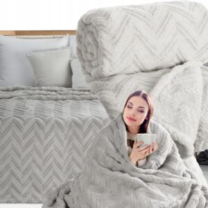 Koc narzuta 170x210 gruby mięciutki puszysty jodełka srebrny